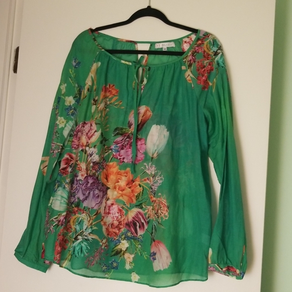 Johnny Was Tops - JOHNNY WAS silk blouse